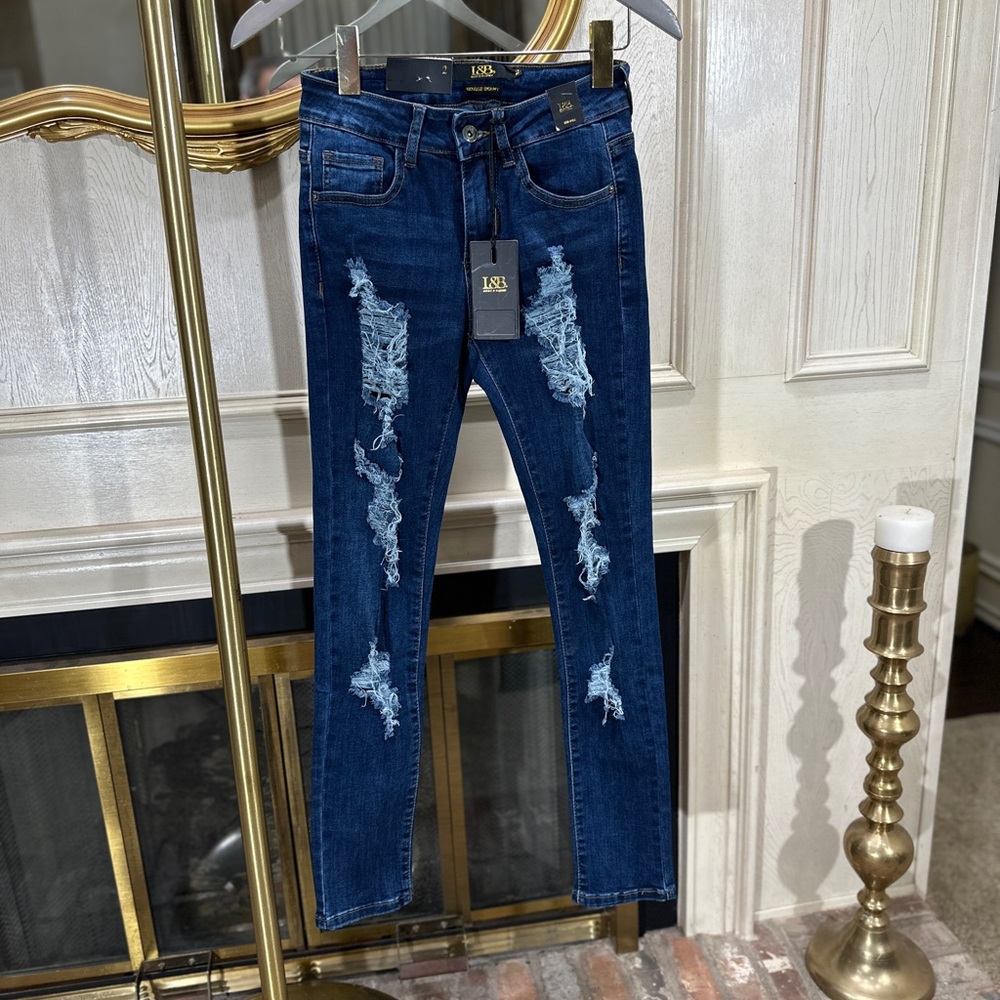 L&B Lucky & Blessed Mid Rise Distressed Skinny Jeans Size 2 NWT DarkWash Stretch
